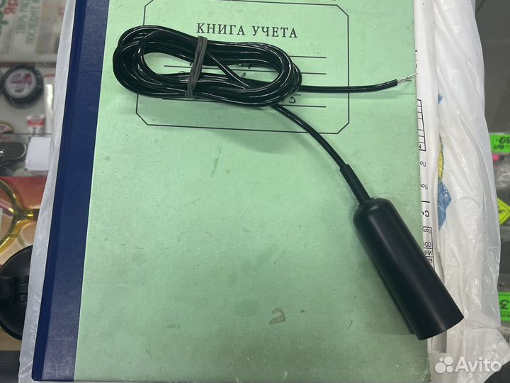 Крепление датчика эхолота garmin (под лодку)