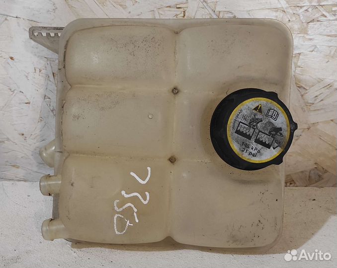 Расширительный бачок Ford Focus 3