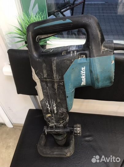 Молоток отбойный Makita 5202C