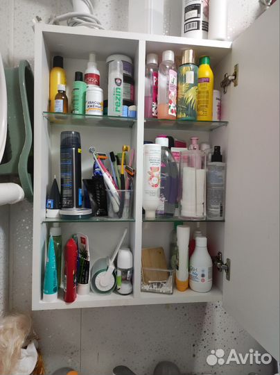 Шкафчик для ванной