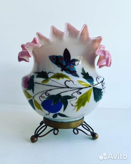 Опаловая ваза