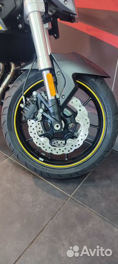 Voge R525