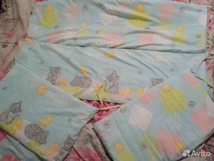 Бортики в детскую кроватку