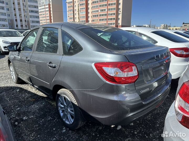 LADA Granta 1.6 МТ, 2024