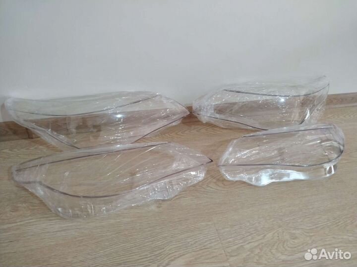 Стекло Фар bmwЕ60 E61 цена указана за два стекла