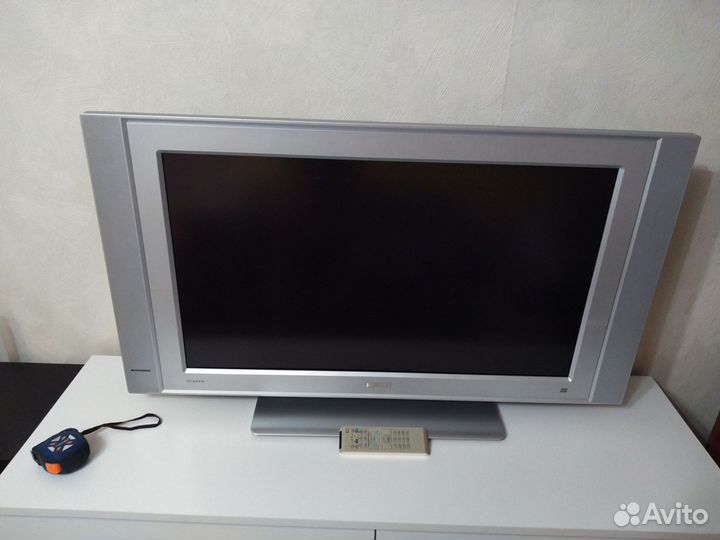 Телевизор ь. phillips 32PF5320/10. Венгрия. 80 см