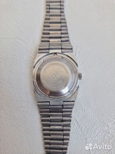 Часы наручные мужские Слава танк 2427 автоподзавод