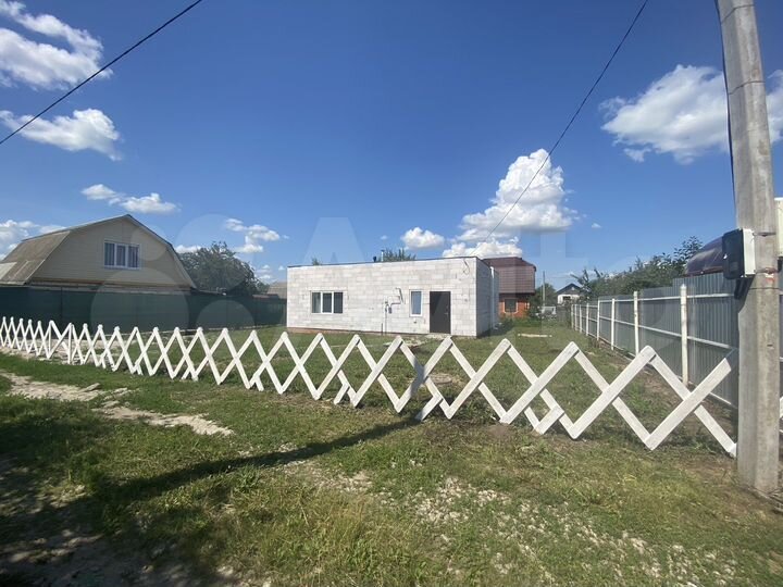 Дом 100 м² на участке 5 сот.