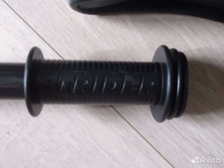 Беговел strider с доп. рулём и сиденьем на вырост