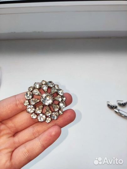 Брошь Чехия винтаж советских времён