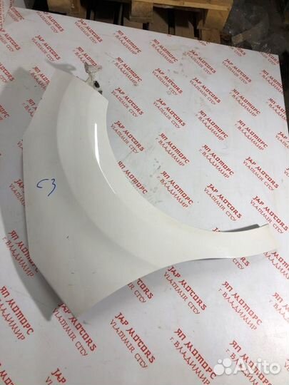 Крыло переднее правое Citroen C3 5F01 EP6 2013