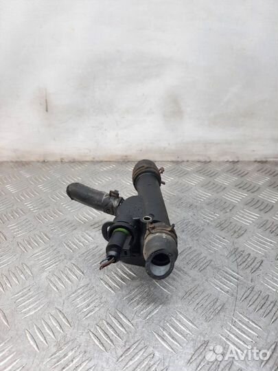 Корпус термостата Skoda Octavia хэтчбэк 5 дв. 1.9