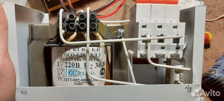 Понижающий трансформатор 220-36
