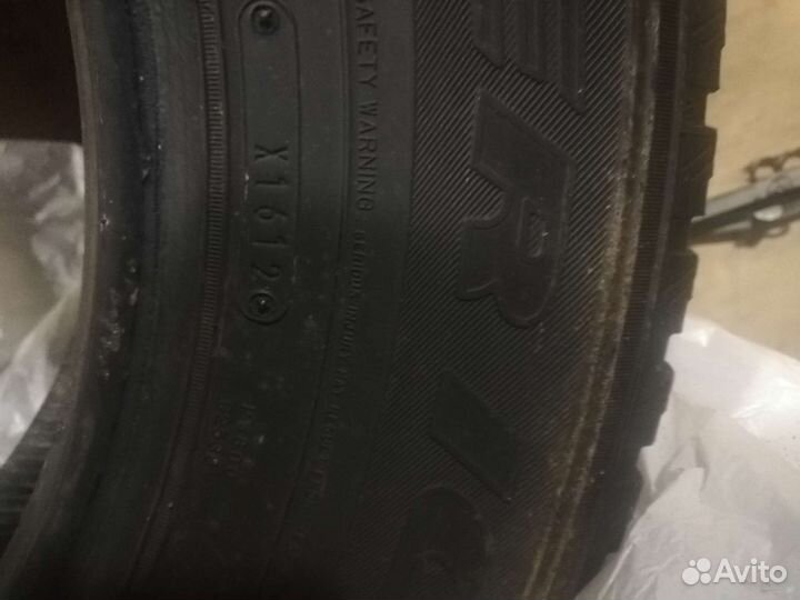 Dunlop SP Winter Ice 01 285/60 R18 116T