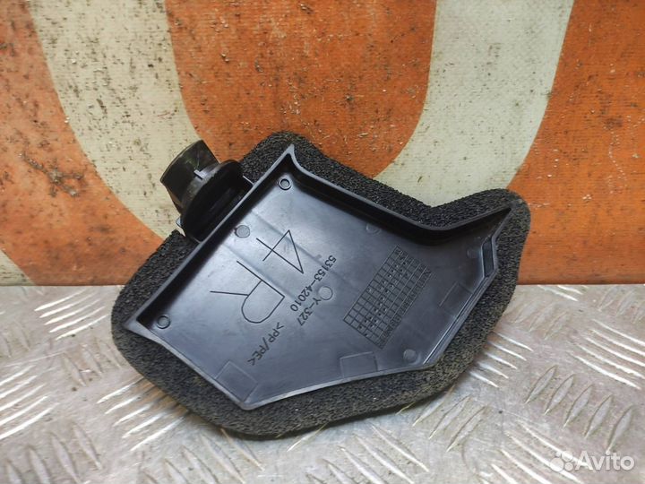 Пыльник радиатора правый Toyota Rav4 4 CA40