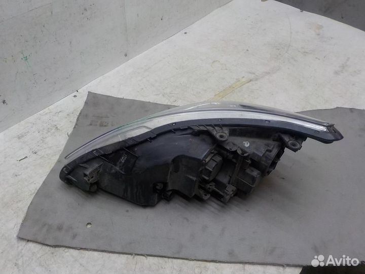 Фара правая Hyundai Equus