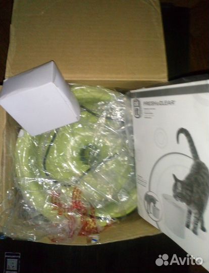 Фонтан для кошек Hagen Fresh & Clear новый