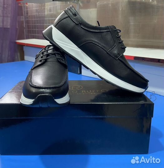 Кроссовки мужские