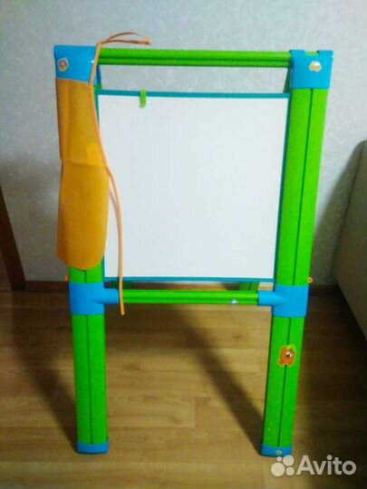Мольберт детский двусторонний