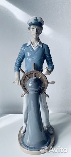 Lladro фарфоровая статуэтка Капитан Моряк