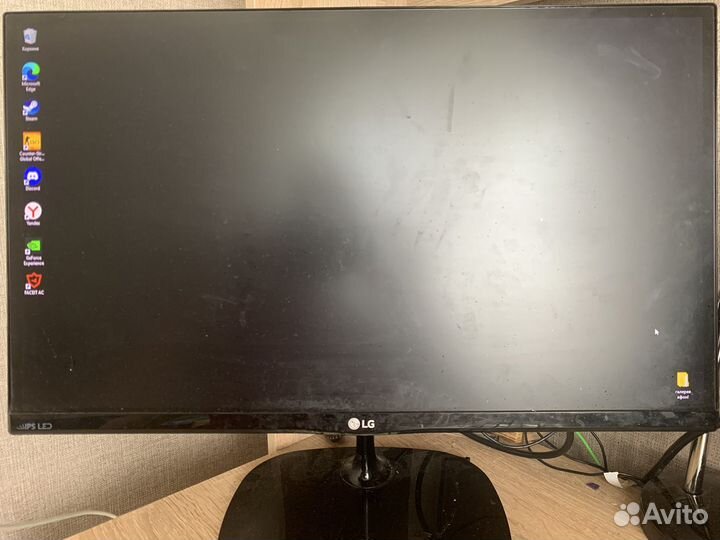 Монитор LG 60гц