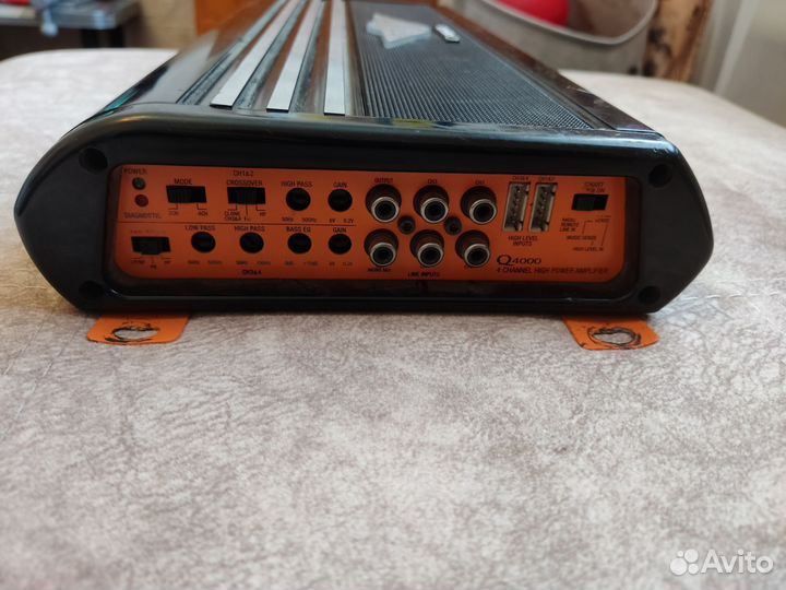 Усилитель звука автомобильный