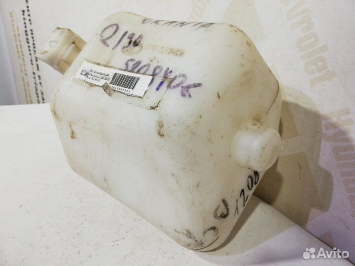 Бачок омывателя LADA Granta 1 2190 до рестайлинг