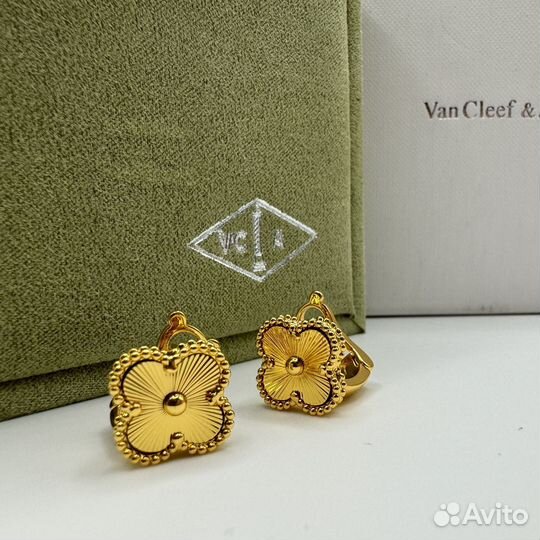 Золотые серьги van cleef