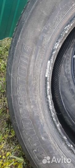 Bridgestone Dueler H/T 687 225/65 R17
