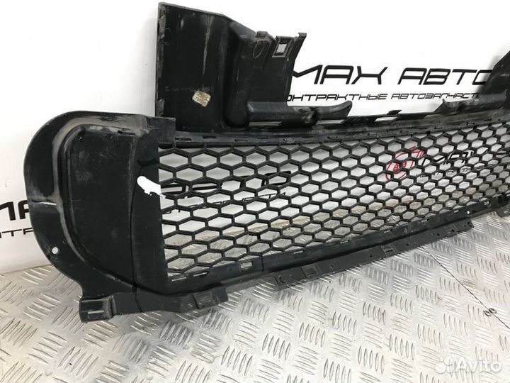 Б/У решетка радиатора передний Land Rover