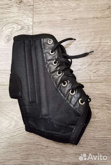 Бандаж голеностопный