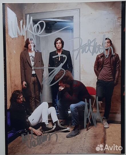 Автограф The strokes