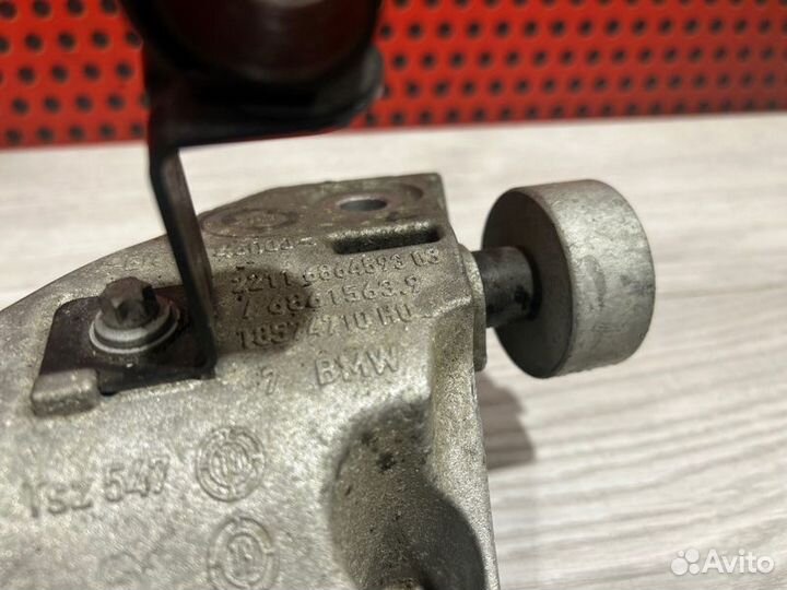 Кронштейн двигателя Bmw 5 G30 B47D20A 2017