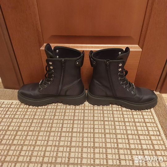 Ботинки женские Liu Jo.Размер 39