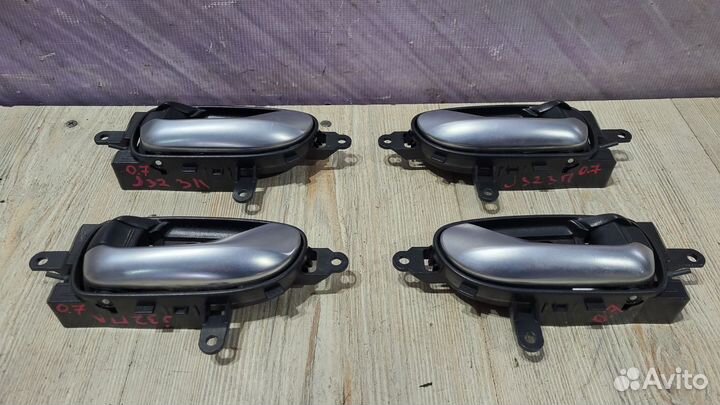 Ручка двери внутренняя салона Nissan teana J32 Лев