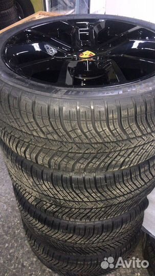 Michelin Pilot Alpin 5 SUV 305/35 R21 и 275/40 R21