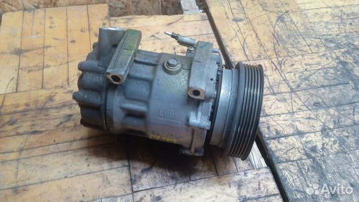 Компрессор кондиционера Renault Duster 1.5DCI 2013