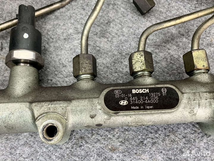 Топливная рампа Hyundai Starex Kia Sorento d4cb