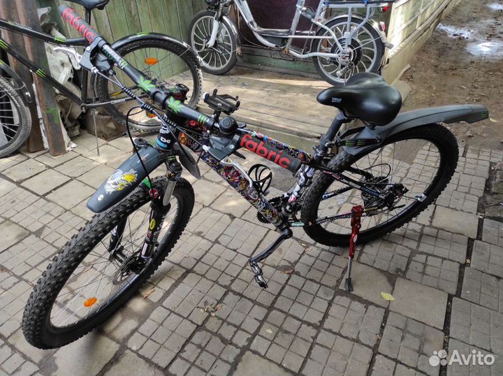 Стикербомб MTB