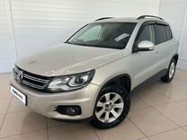 Volkswagen Tiguan 2.0 AT, 2011, 261 000 км, с пробегом, цена 1 353 000 руб.