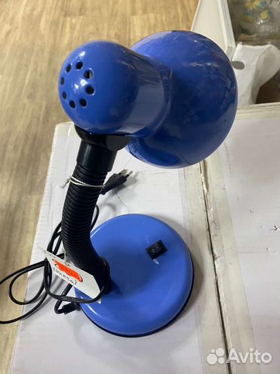 Светильник настольный