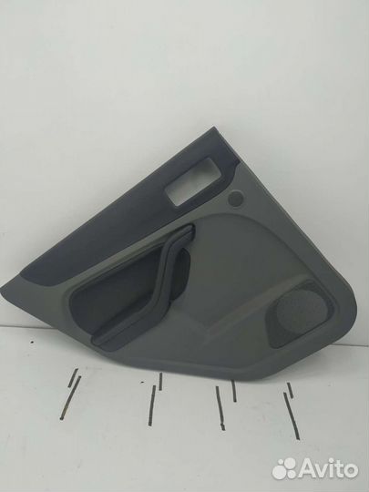 Ford Focus 2 обшивка двери