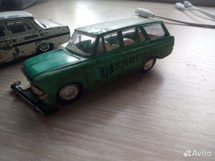 Модель москвичь 1:43