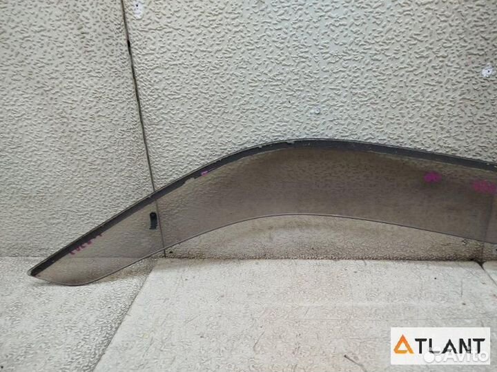 Ветровик передний правый daihatsu esse