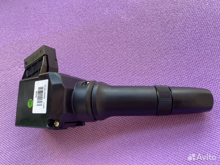 Правый подрулевой переключатель стекооистителя