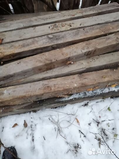 Столбы и брусья на сарай