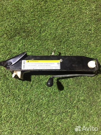 Домкрат Volkswagen Polo V cfna 2012