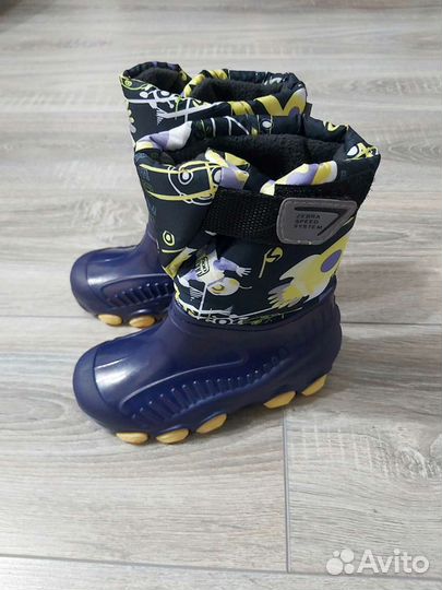 Сапоги новые для мальчика