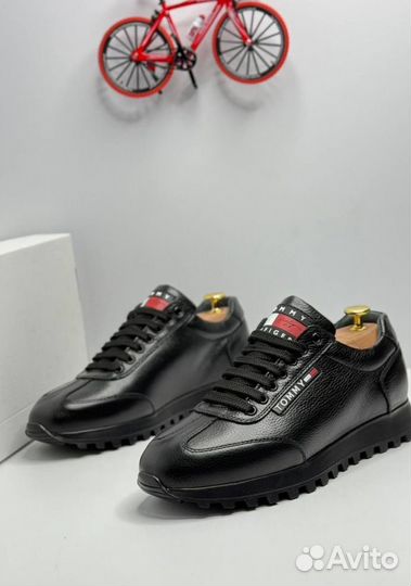 Кроссовки Tommy Hilfinger удобные