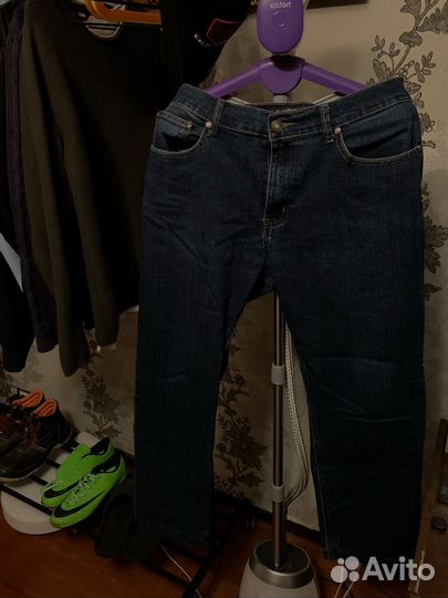 Джинсы новые